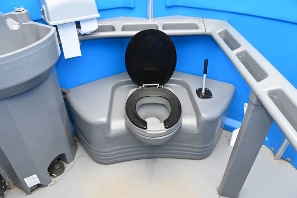 Best Portable restroom trailer rental  in Hawthorne, NV